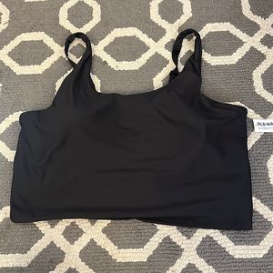 Old Navy women’s power soft athletic croptank top/ built in bra w/pads, size 2X